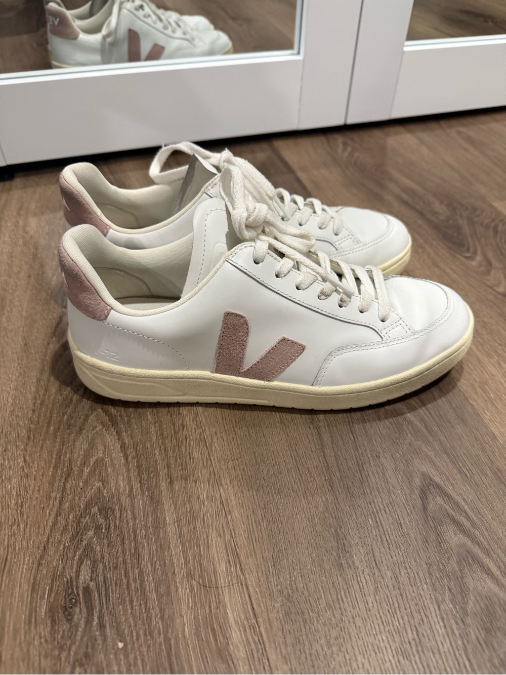 Veja Women’s White Sneakers with Blush Suede V and Heel